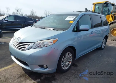 2015 Toyota Sienna Xle 8 Passenger из США, поврежденный, VIN 5TDYK3DC1FS584983